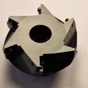 V75_AP16_100_M_Z6_R_HUKKAkulmajyrsin